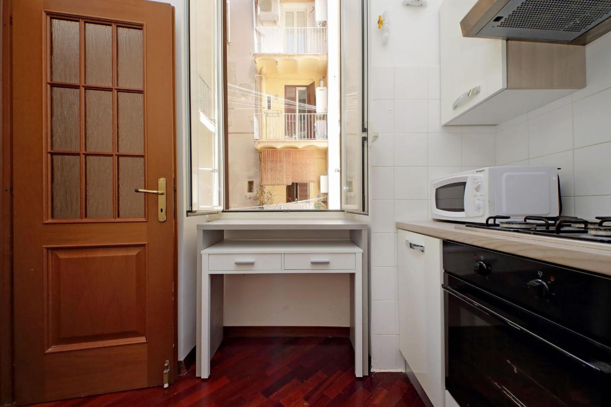 1 Bd With Balcony San Giovanni By Halldis Roma Exterior foto
