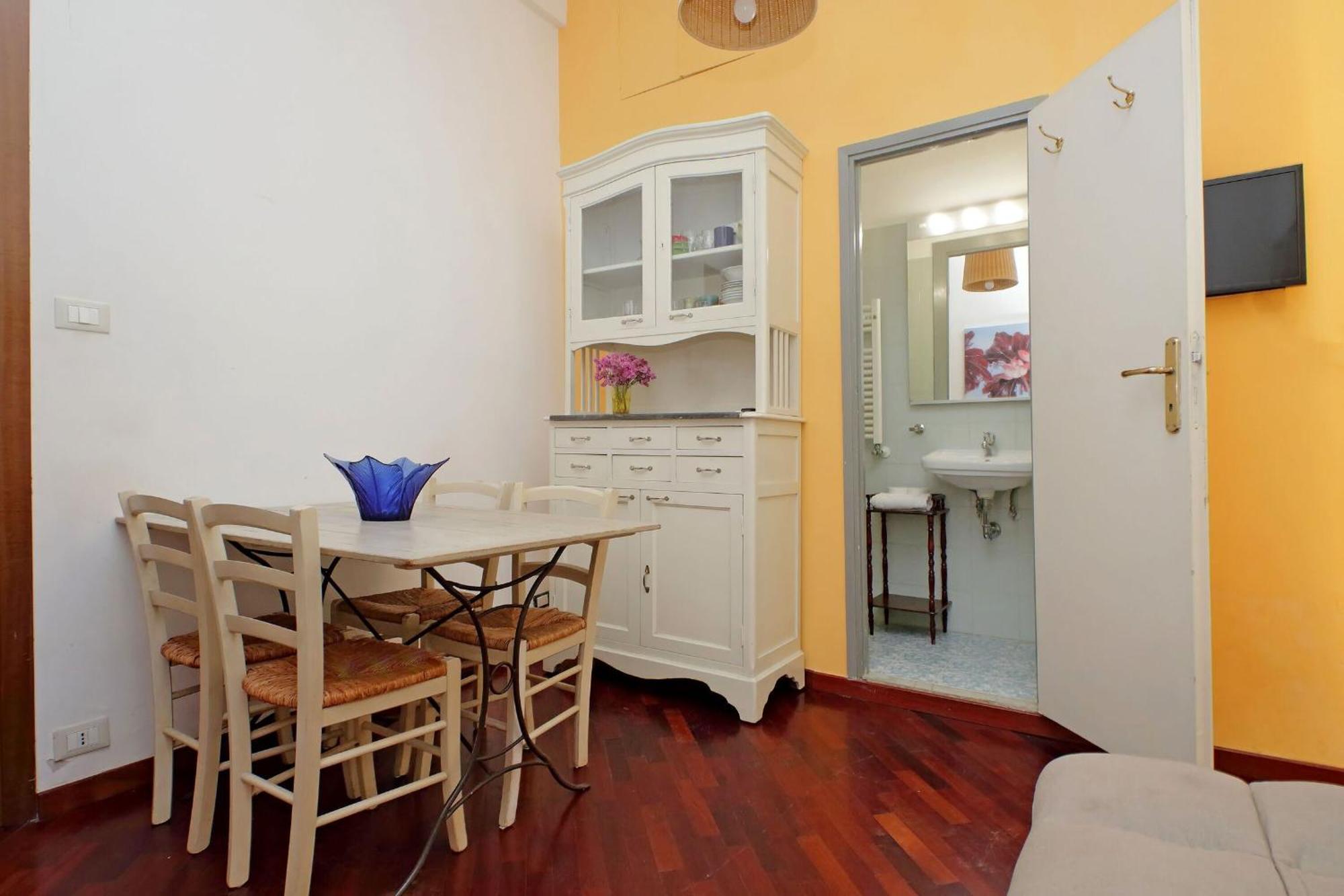 1 Bd With Balcony San Giovanni By Halldis Roma Exterior foto