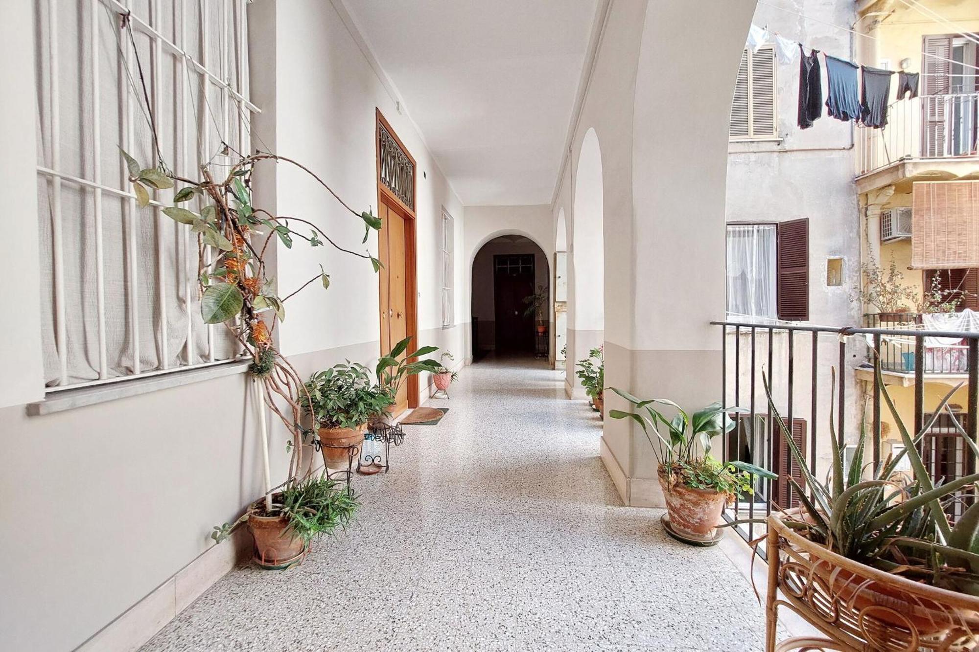 1 Bd With Balcony San Giovanni By Halldis Roma Exterior foto